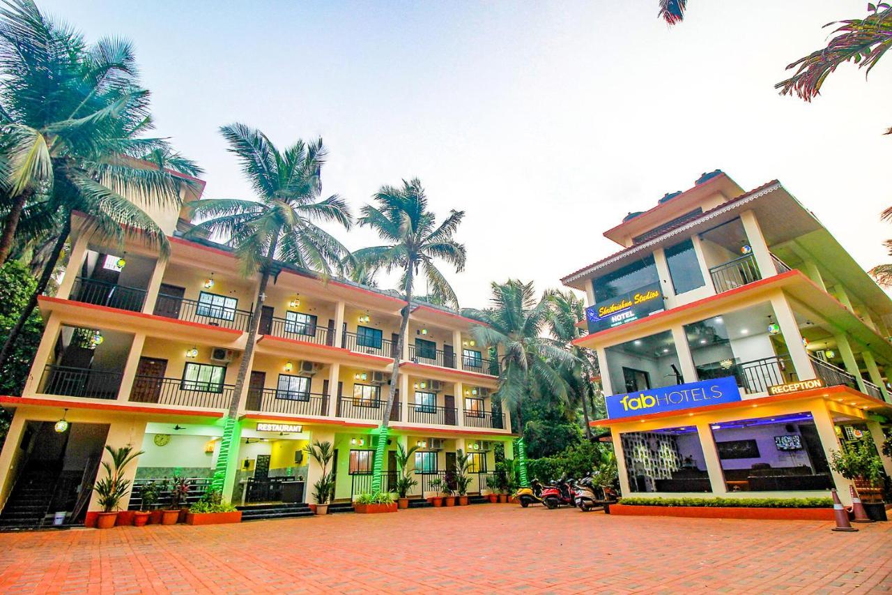 Fabescape Sk Studios With Pool & Gym, Arpora Ó-Goa Kültér fotó