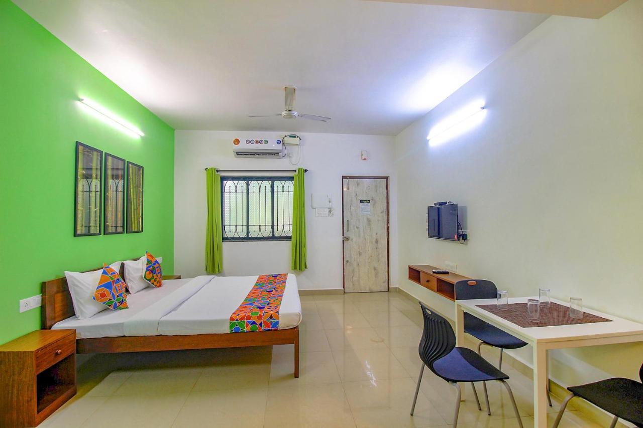Fabescape Sk Studios With Pool & Gym, Arpora Ó-Goa Kültér fotó
