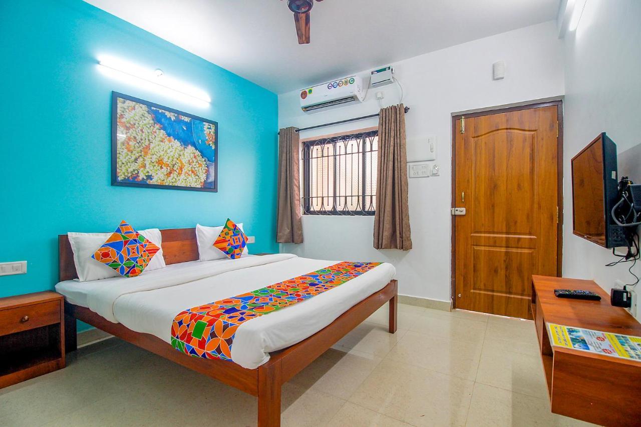 Fabescape Sk Studios With Pool & Gym, Arpora Ó-Goa Kültér fotó