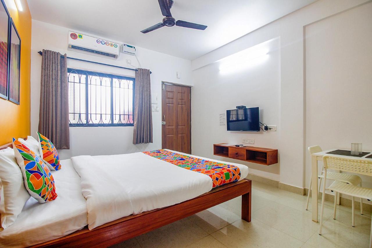 Fabescape Sk Studios With Pool & Gym, Arpora Ó-Goa Kültér fotó